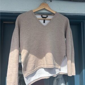 Wool V-Neck cropped Sweater